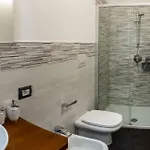 Il Mare Di Giulia Pensionat 4*